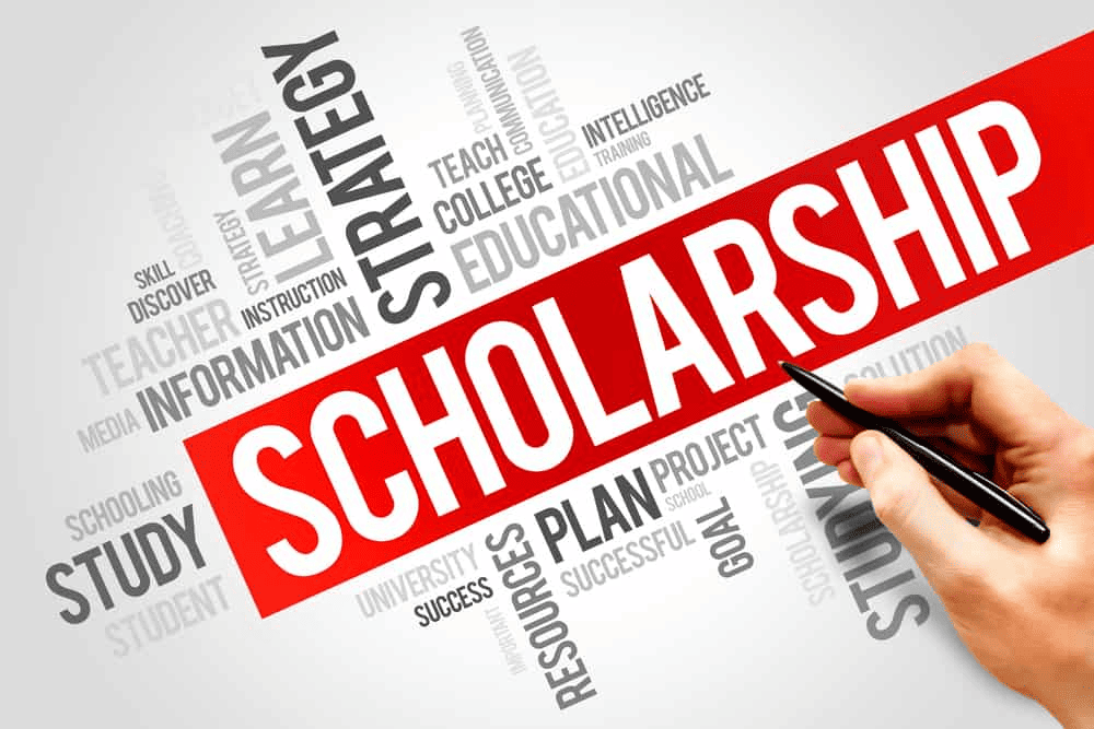 Student researching scholarship opportunities